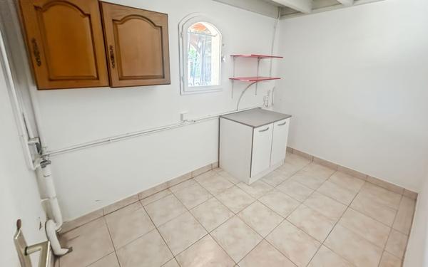 Maison à vendre    5 pièces •  Layrac