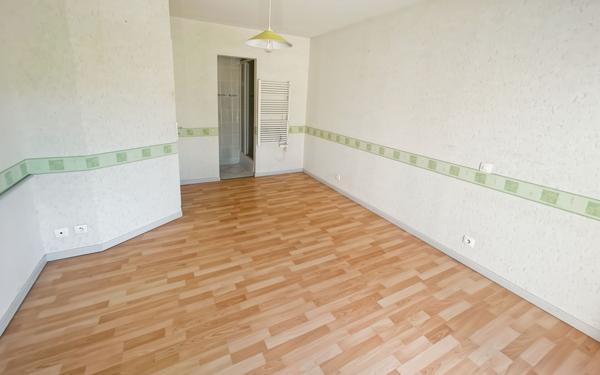 Maison à vendre    5 pièces •  Layrac