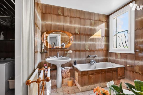 Vincennes : appartement de 5 pièces 102 m2