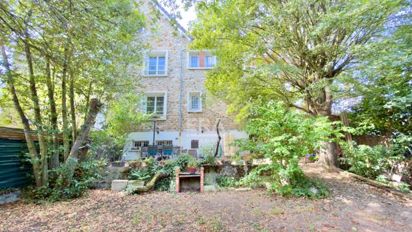 MAISON 116 M² ATHIS-MONS, 4 CHAMBRES AVEC JARDIN ET PROXIMITÉ DES ÉCOLES