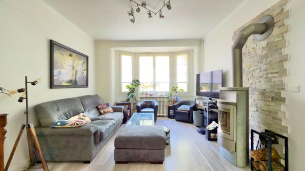 MAISON 116 M² ATHIS-MONS, 4 CHAMBRES AVEC JARDIN ET PROXIMITÉ DES ÉCOLES