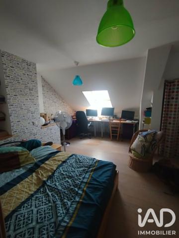Maison à vendre 7 pièces 280 m² Saint-Germain-du-Puy