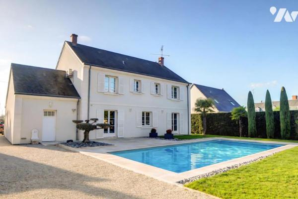 Saint Jean le Blanc, maison avec piscine et 2 garages