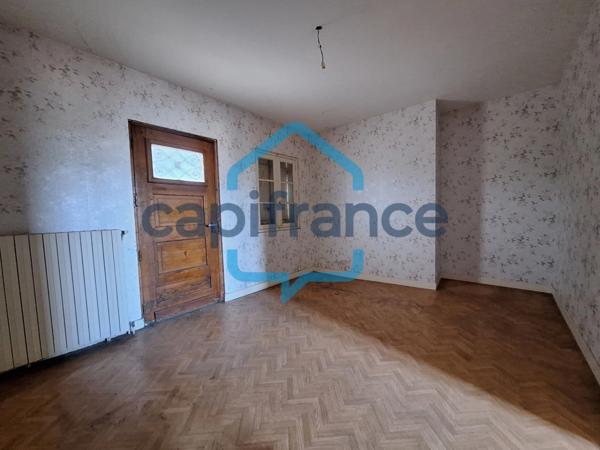 🏡 Maison à fort potentiel : terrasse avec vue, caves et configuration évolutive – TULLE centre, Corrèze (19)