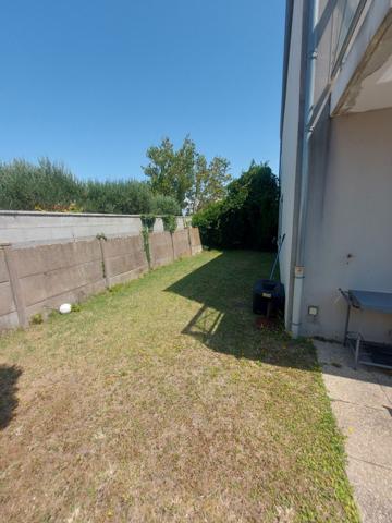 TYPE 3 AVEC JARDIN ET STATIONNEMENT PRIVATIFS – PROCHE BORD DE MER