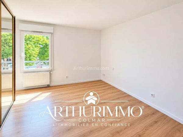Vente                                                      Appartement
                        
                     2 pièces                      65 m2                     à Colmar