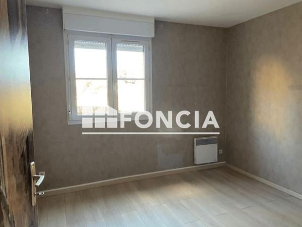 Location Appartement 3 pièces 68.9 m² - 7 RUE DE TILLANCOURT Chateau Thierry 02400