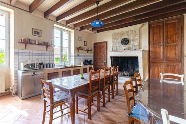 Maison à vendre |  Mornac |  9 pièces | 286 m²