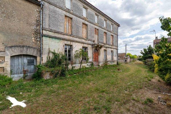 Maison à vendre |  Mornac |  9 pièces | 286 m²