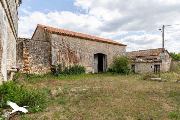 Maison à vendre |  Mornac |  9 pièces | 286 m²