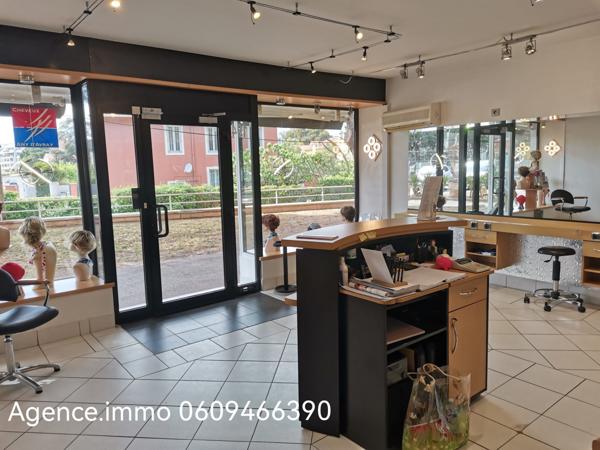 À vendre - Local commercial 120 m² situé à Saint-Raphaël (83700)