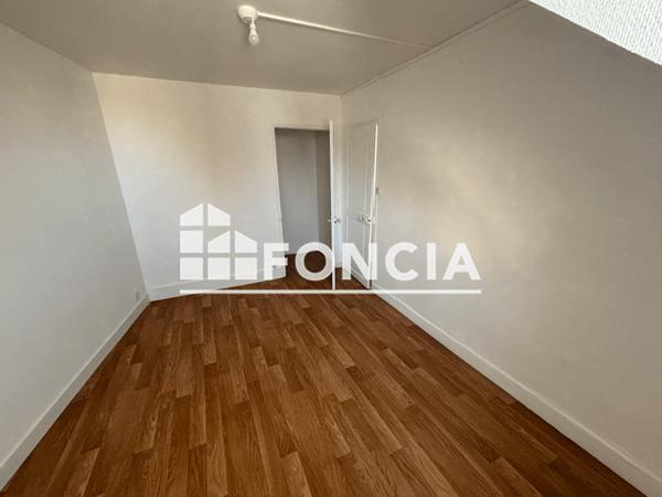 Location Appartement 2 pièces 23.49 m² - 24 RUE PLANTIN Tours 37000