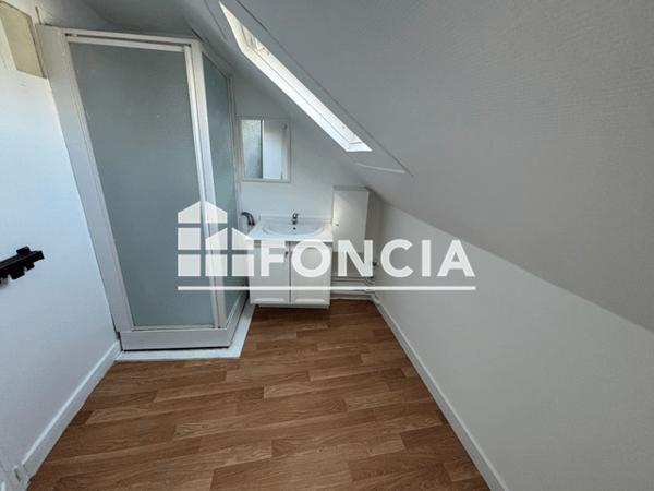 Location Appartement 2 pièces 23.49 m² - 24 RUE PLANTIN Tours 37000