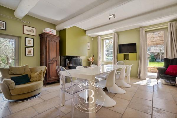 Aix-en-Provence, Maison 14 Chambres -  640 m² à vendre