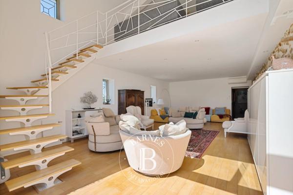 Aix-en-Provence, Maison 14 Chambres -  640 m² à vendre