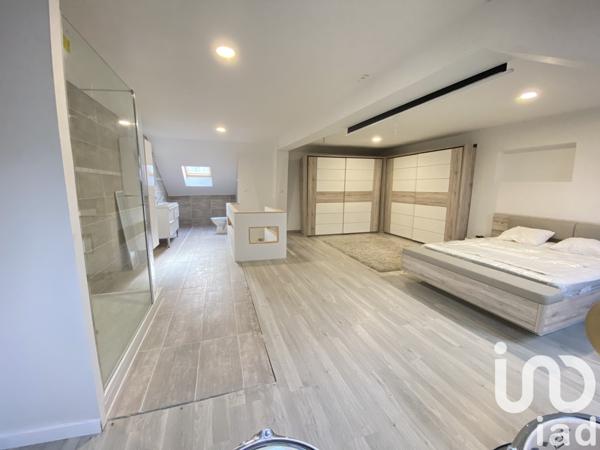 Maison 6 pièces de 149 m² à Nouzonville (08700)