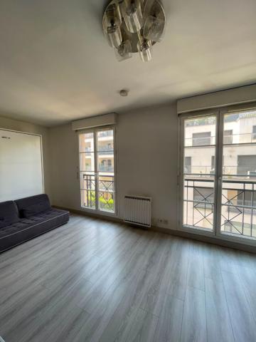 Appartement Rosny Sous Bois 1 pièce(s) 26.77 m2 avec cave et parking