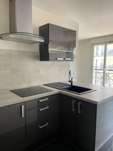 Appartement Rosny Sous Bois 1 pièce(s) 26.77 m2 avec cave et parking
