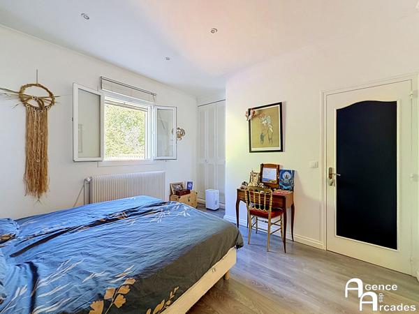 Maison Familiale Baurech de 205 m2 Baurech (33880)