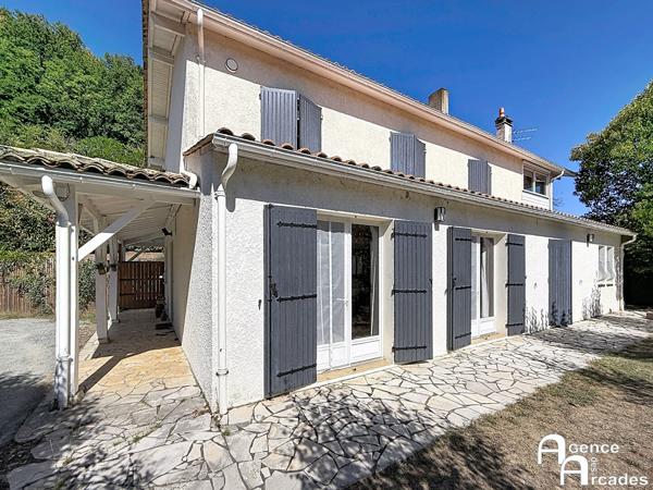 Maison Familiale Baurech de 205 m2 Baurech (33880)