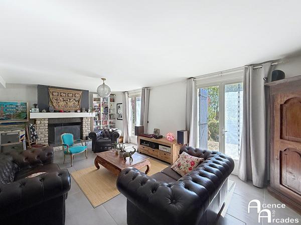 Maison Familiale Baurech de 205 m2 Baurech (33880)