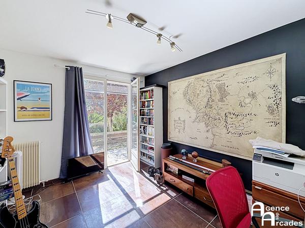 Maison Familiale Baurech de 205 m2 Baurech (33880)