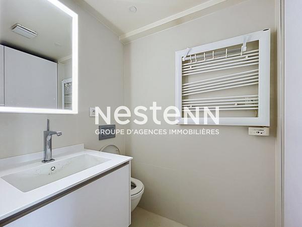 Paris 17 ? Quartier des Batignolles - Bel appartement de 54,95 m² avec grand balcon de 9,95 m², double séjour, lumineux et sans vis-à-vis