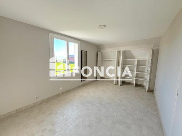 Location Maison 7 pièces 166.96 m² - 495 CHEMIN DU MOLLARD Beaucroissant 38140