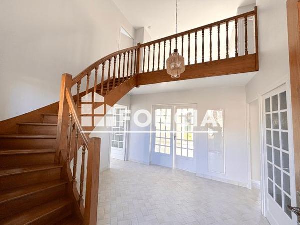 Location Maison 7 pièces 166.96 m² - 495 CHEMIN DU MOLLARD Beaucroissant 38140