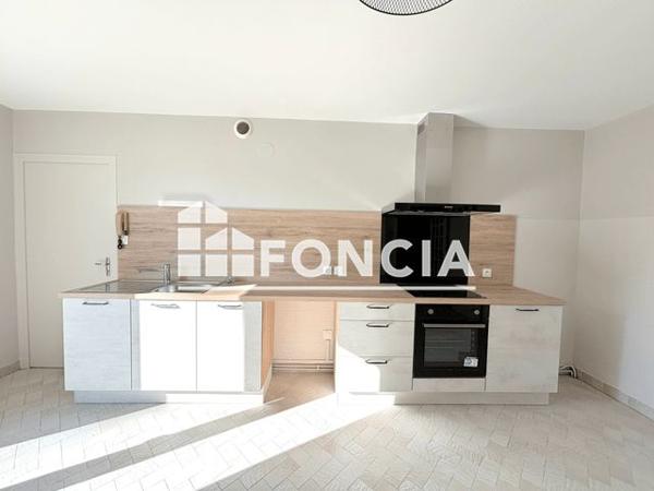 Location Maison 7 pièces 166.96 m² - 495 CHEMIN DU MOLLARD Beaucroissant 38140