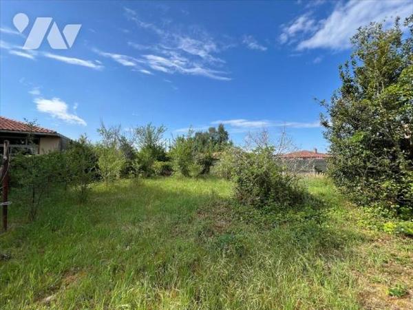 Maison à rénover à Morcenx-la-Nouvelle - REF 1005524
Située en centre-bourg de Morcenx-la-Nouve...