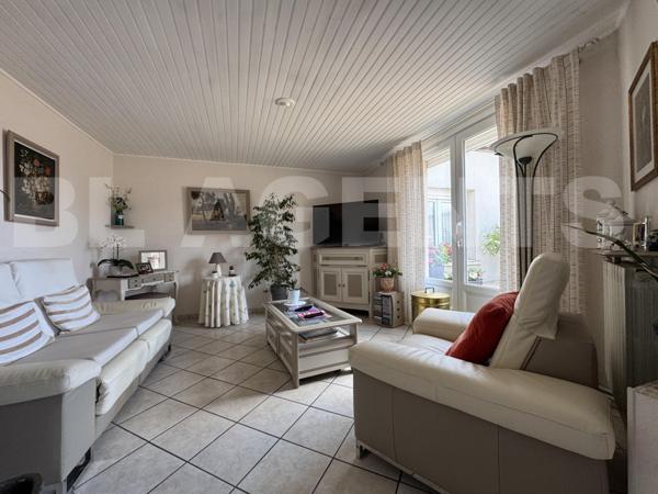 Appartement 4 pièce(s) 141 m2