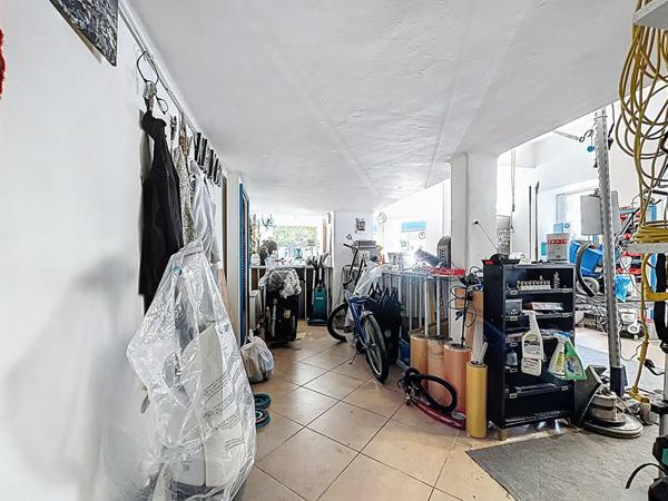 Local commercial à vendre - Centre-ville de Nice, Quartier Médecin