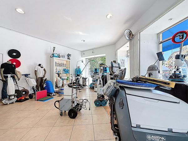 Local commercial à vendre - Centre-ville de Nice, Quartier Médecin