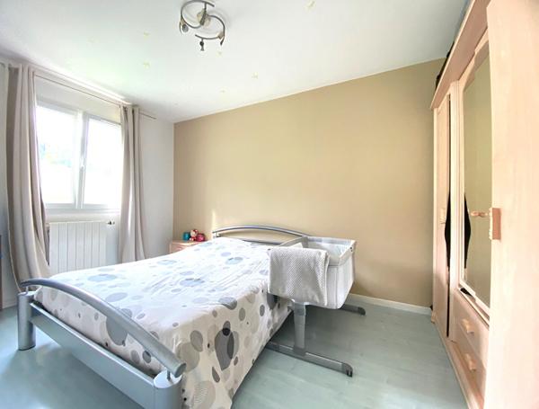 Maison - 6 pièces - 172 m²