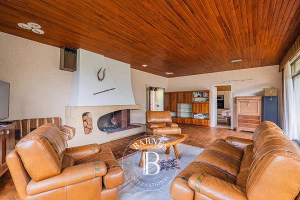 Saint-Étienne-de-Crossey, Maison 5 Chambres -  192 m² à vendre