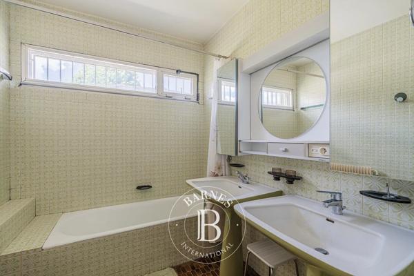 Saint-Étienne-de-Crossey, Maison 5 Chambres -  192 m² à vendre