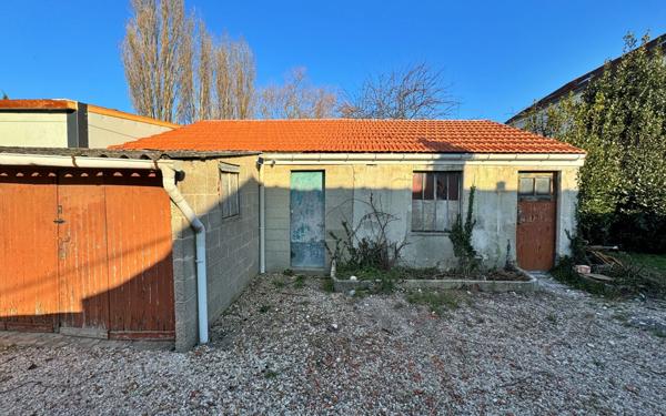 Maison à vendre    4 pièces •  Montfermeil