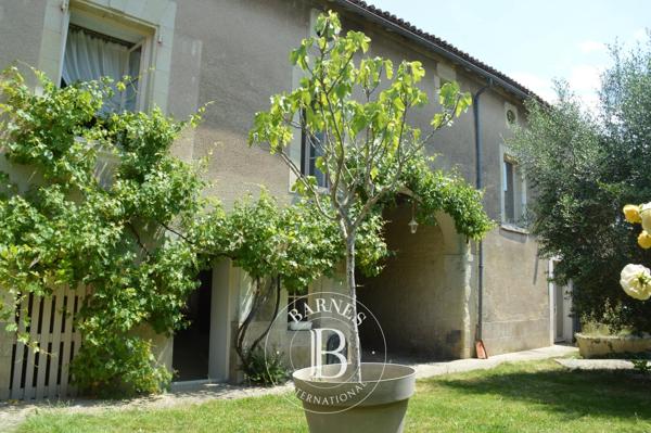 Loudun, Hôtel particulier 5 Chambres -  263 m² à vendre