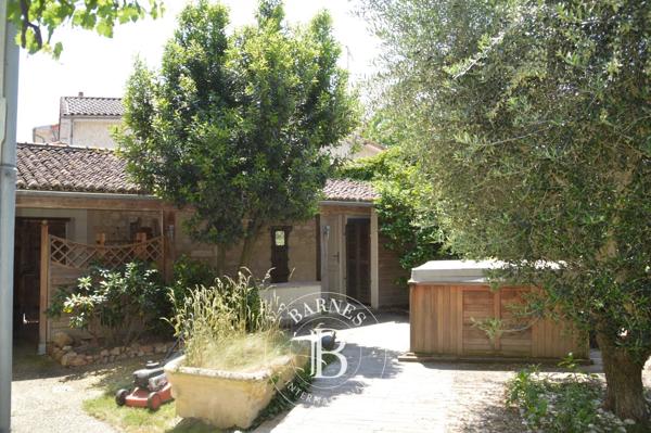 Loudun, Hôtel particulier 5 Chambres -  263 m² à vendre