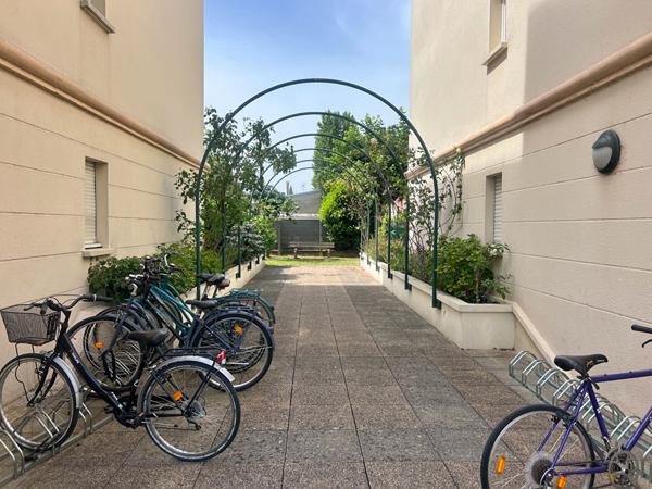Parking / box Saint Maur Des Fosses 25 m2