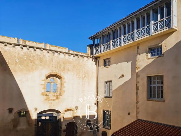 Mezel, Château 4 Chambres -  825 m² à vendre