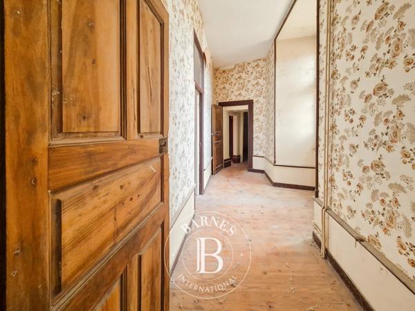 Mezel, Château 4 Chambres -  825 m² à vendre