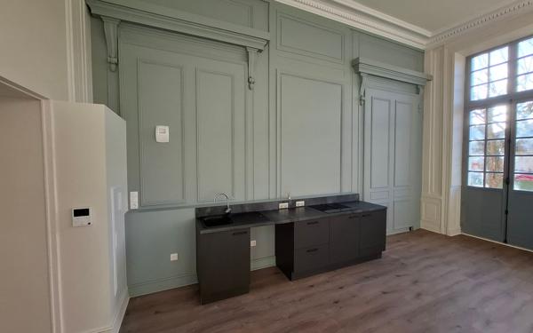 Appartement à louer    4 pièces • 122,38 m2 Compiègne