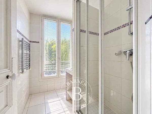 Le Perreux-sur-Marne, Maison 6 Chambres -  323 m² à vendre