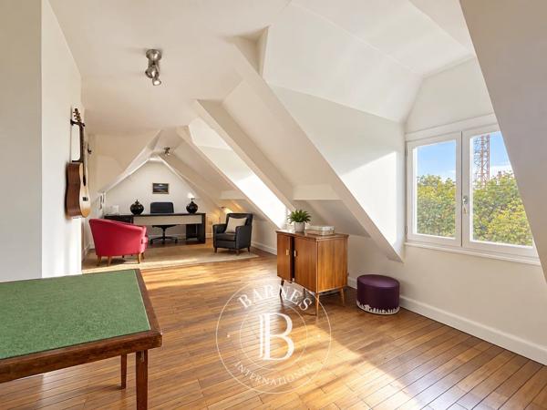Le Perreux-sur-Marne, Maison 6 Chambres -  323 m² à vendre