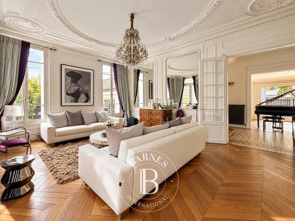 Le Perreux-sur-Marne, Maison 6 Chambres -  323 m² à vendre