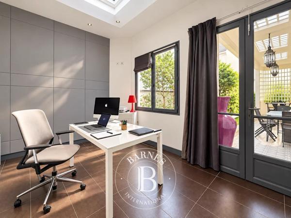 Le Perreux-sur-Marne, Maison 6 Chambres -  323 m² à vendre