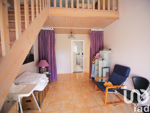 Mas 9 pièces de 278 m² à Bages (66670)