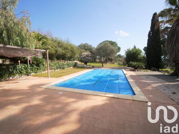 Mas 9 pièces de 278 m² à Bages (66670)